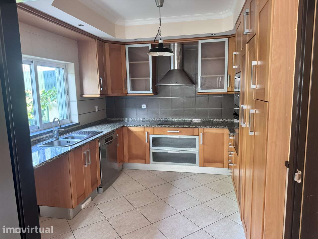 Moradia Geminada T3 com 3 suites, garagem | Redondos - Grande imagem: 5/32