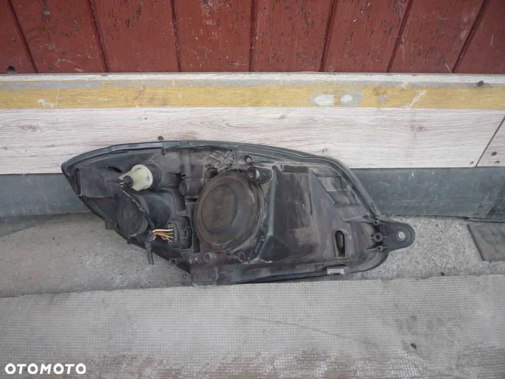 SKODA FABIA II LAMPA PRZEDNIA LEWA LUB PRAWA - 8