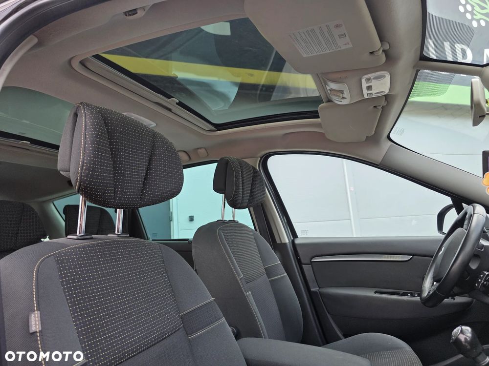 Renault Grand Scenic TCe 130 Dynamique - 15