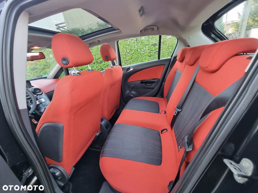 Opel Corsa 1.4 16V Cosmo - 20