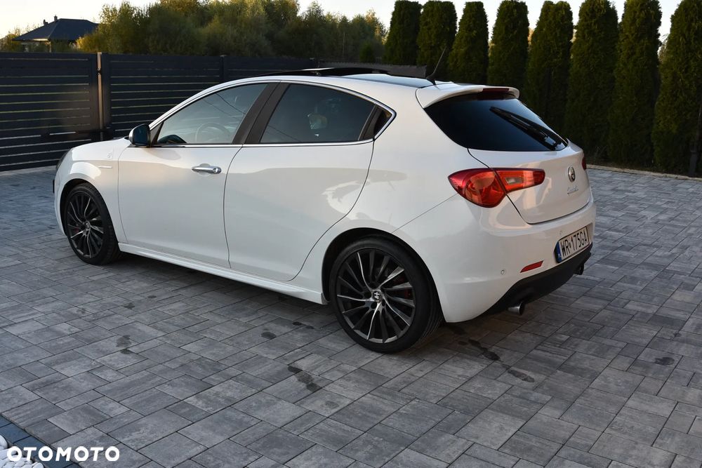 Alfa Romeo Giulietta 1.8 TBi 16V Quadrifoglio Verde - 36