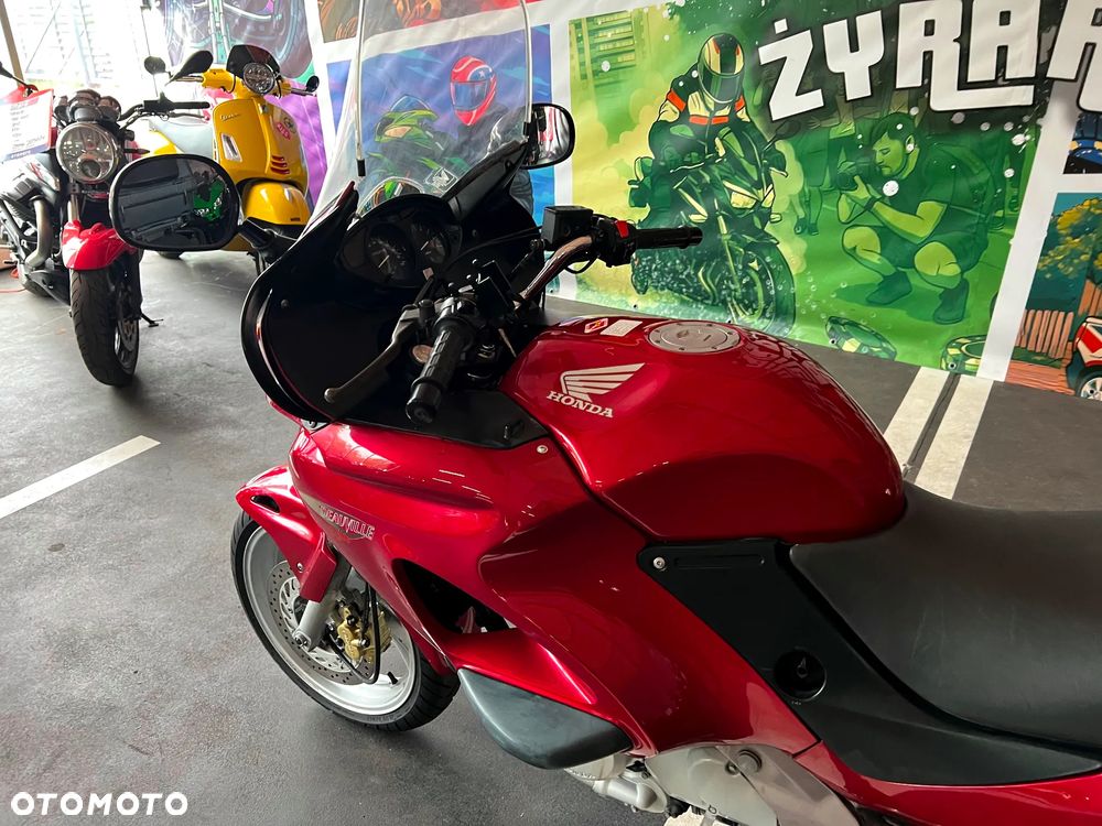 Honda NT - 27