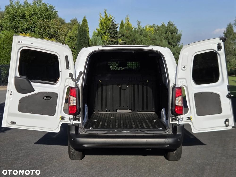 Opel COMBO - 9