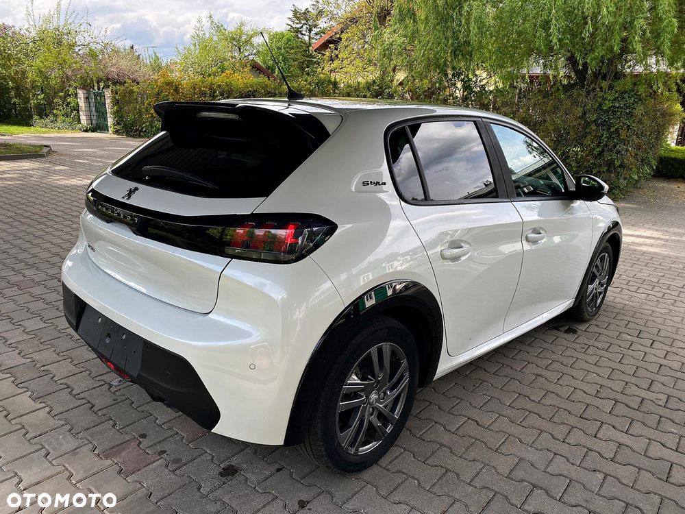Peugeot 208 PureTech 100 EAT8 Active Pack - 15