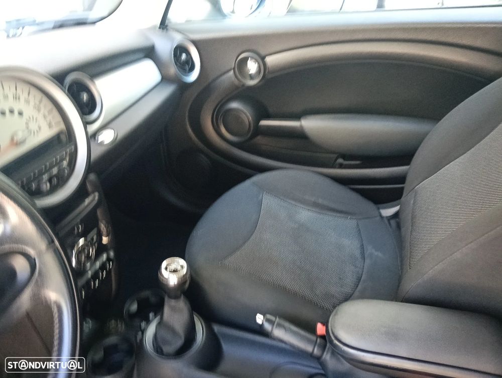 MINI Clubman One D - 16