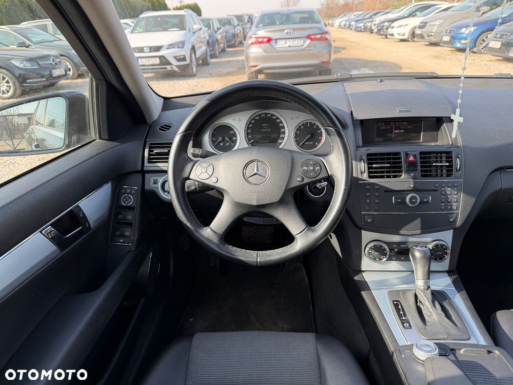 Mercedes-Benz Klasa C - 33