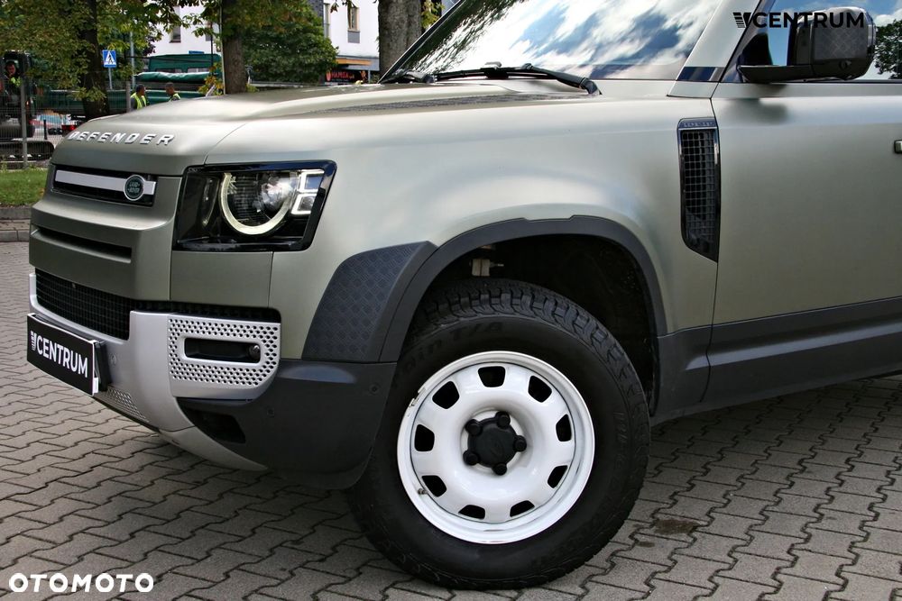 Land Rover Defender 2.0 D240 - 10