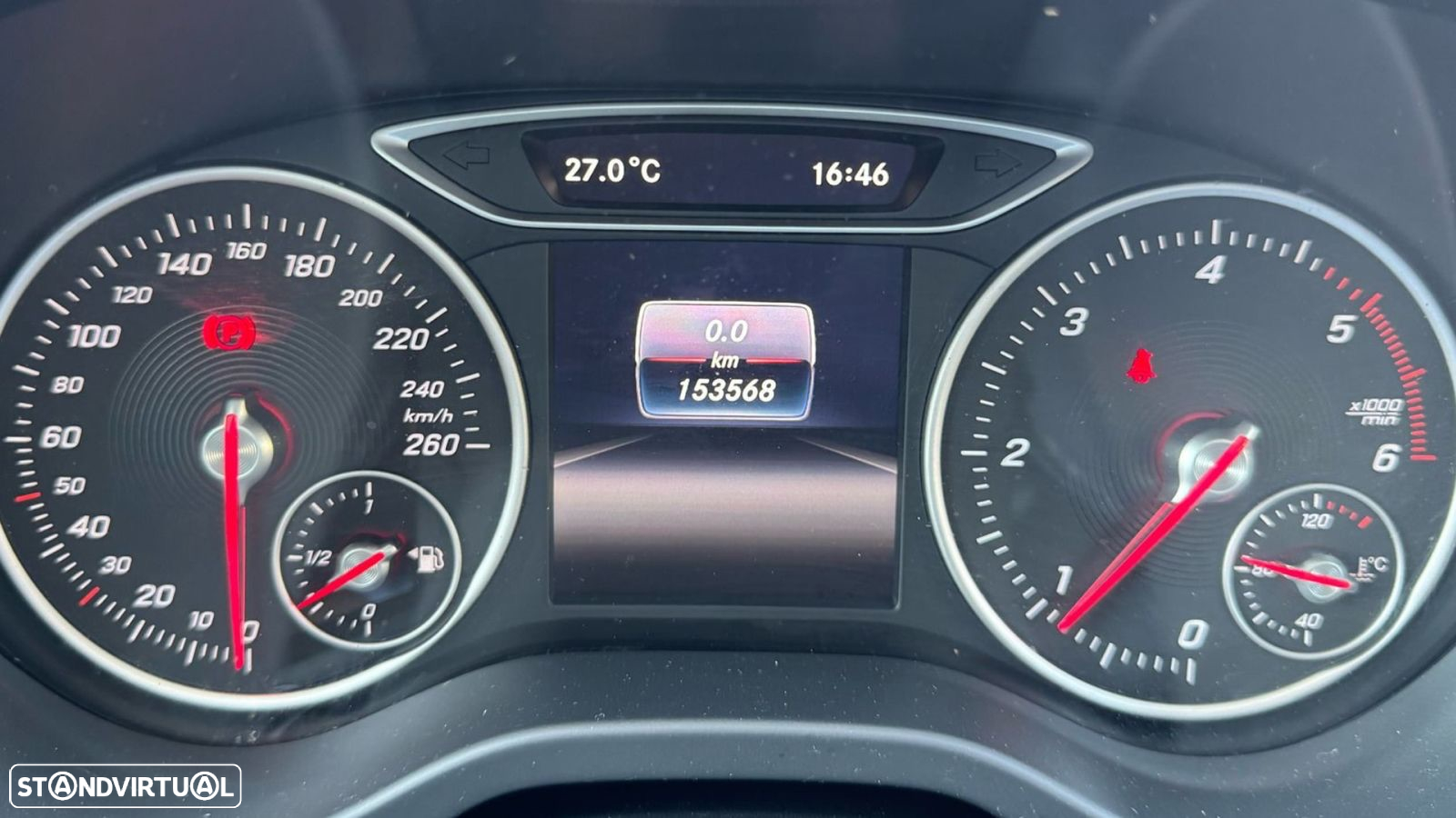 Mercedes-Benz A 180 CDI (BlueEFFICIENCY) Urban - 21