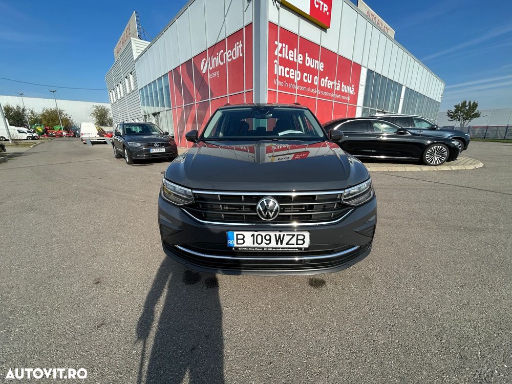 Volkswagen Tiguan - 8