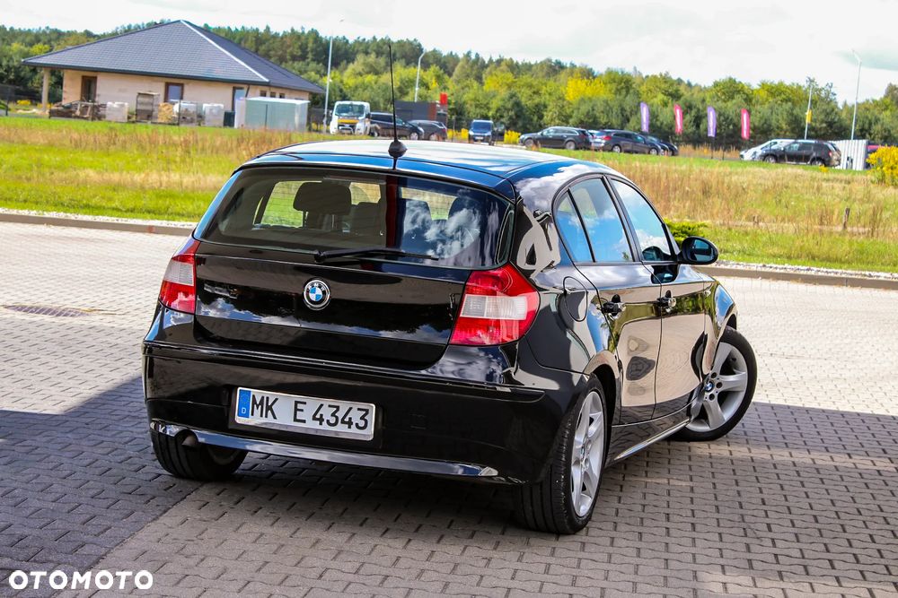 BMW Seria 1 120d DPF - 9