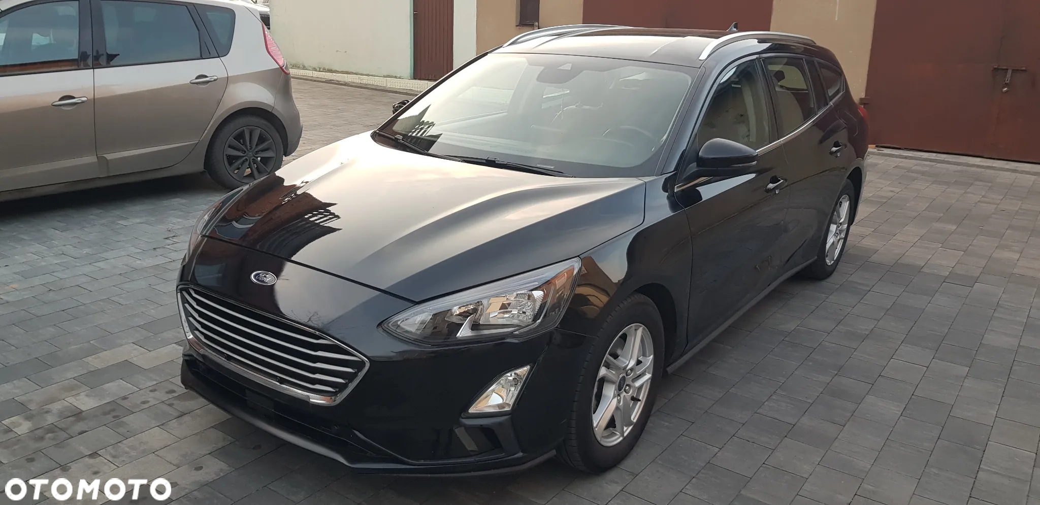 Ford Focus 1.0 EcoBoost Active Business - 34