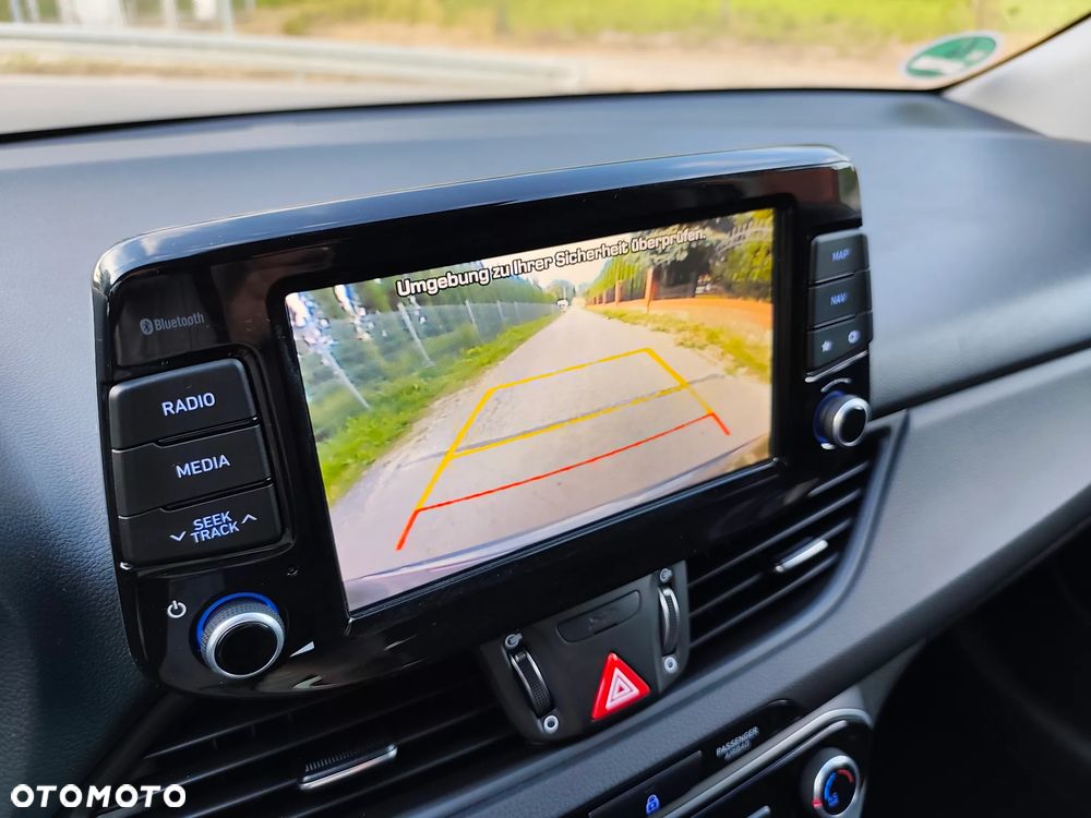 Hyundai i30 1.4 Premium - 19