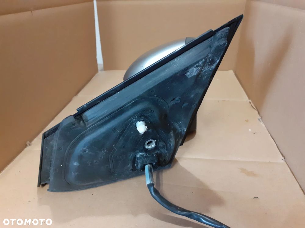 # LUSTERKO PRAWE 5 PIN FORD MONDEO MK4 66 - 3