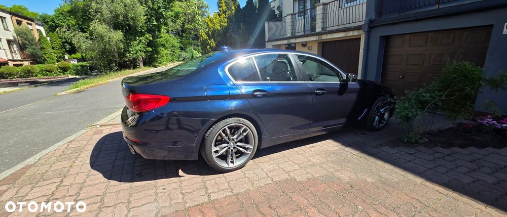 BMW Seria 5 520d xDrive - 6