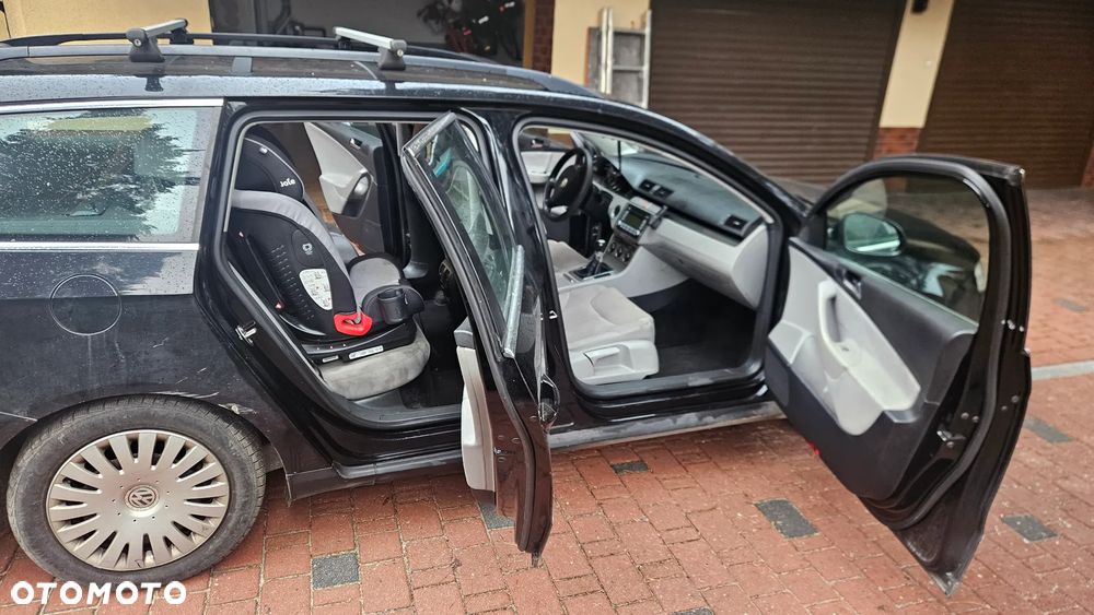 Volkswagen Passat 1.9 TDI Comfortline - 7
