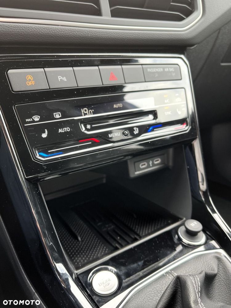 Volkswagen T-Cross 1.0 TSI R-Line Plus DSG - 20