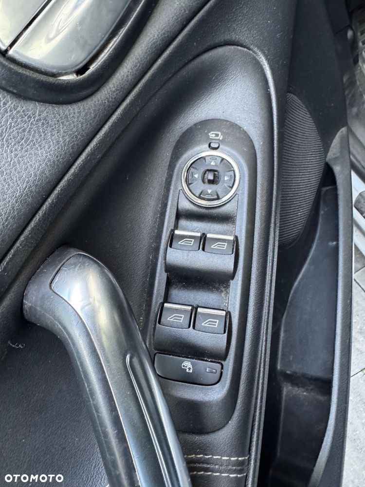 Ford Galaxy 2.0 TDCi DPF Titanium - 9