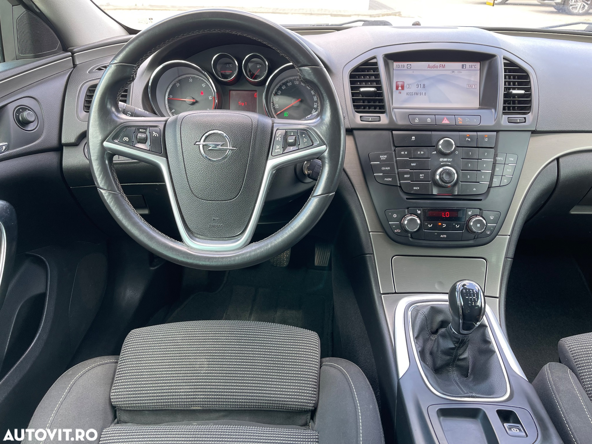 Opel Insignia 2.0 CDTI Sports Tourer - 11