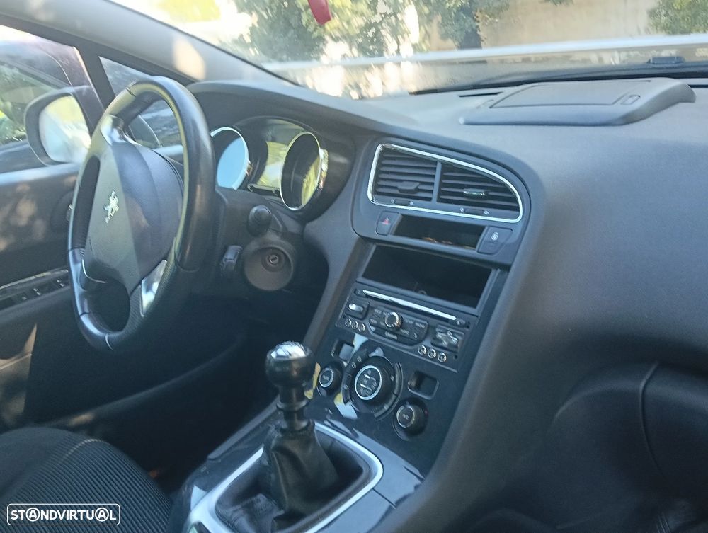 Peugeot 5008 1.6 HDi 7L SE Style - 10