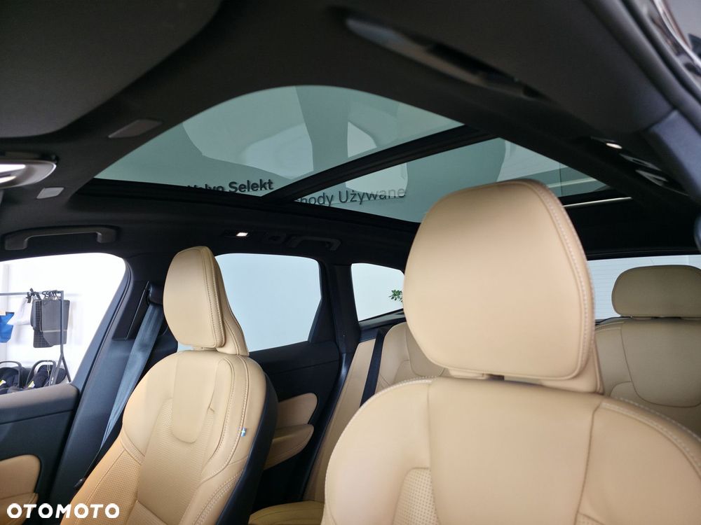 Volvo XC 60 - 12