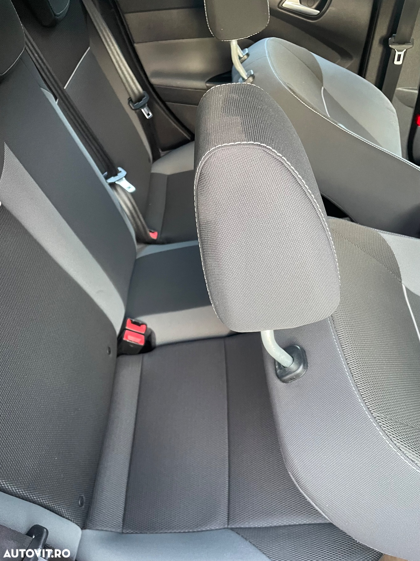 Ford Focus 1.6 TDCi ECOnetic 99g Start-Stopp-System Trend - 32