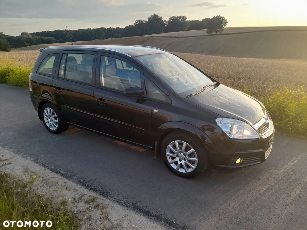 Opel Zafira 1.8 Cosmo - 8