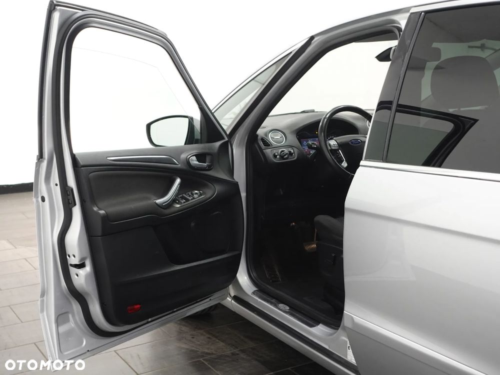 Ford S-Max 2.0 TDCi Titanium - 19