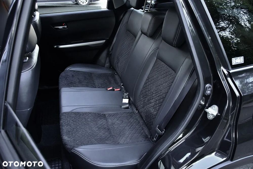 Suzuki Vitara 1.4 Boosterjet Hybrid Allgrip Comfort+ "SHINKAI" - 37