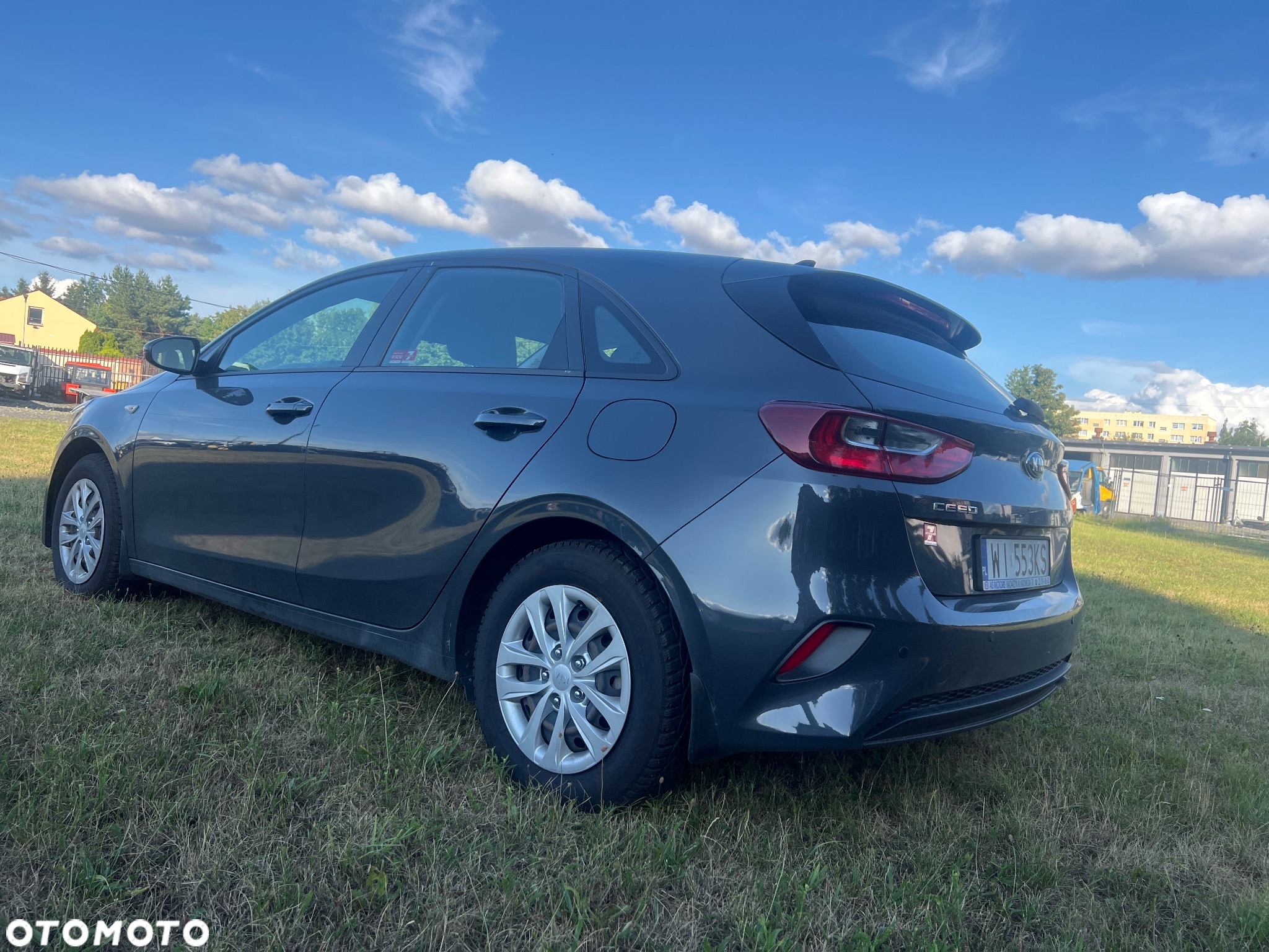 Kia Ceed - 7