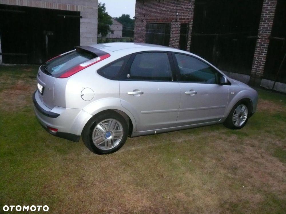 Ford Focus 1.6 TDCi DPF Ghia - 1