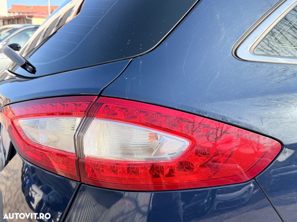 Ford Mondeo 2.0 TDCI ECOnetic Start-Stopp Titanium - 13