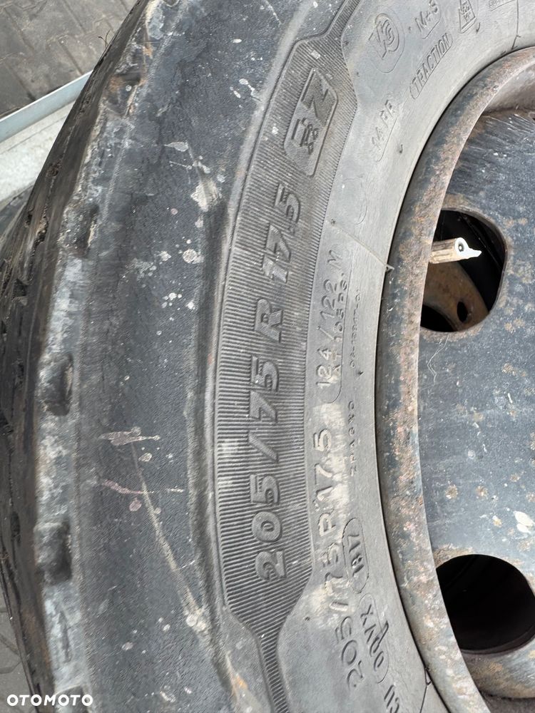 Kompletne koło, felga, opona Michelin 205/75 R17,5 - 4