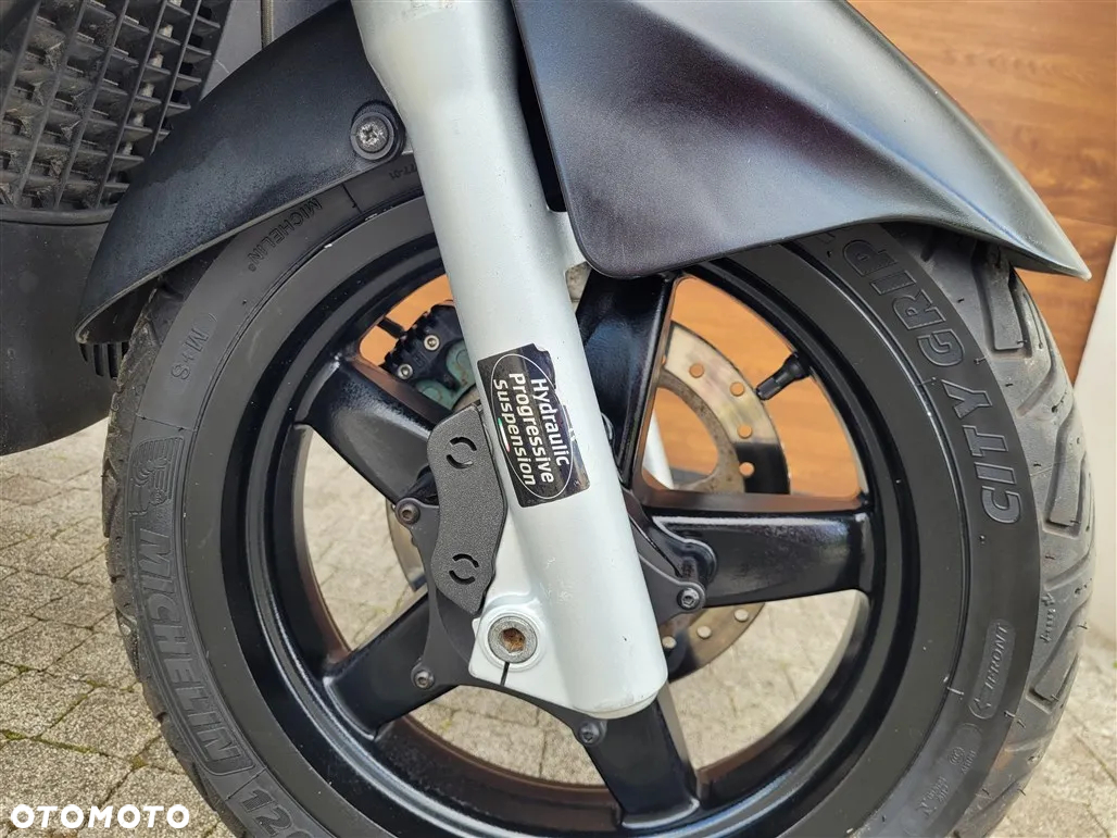 Piaggio Xevo - 22