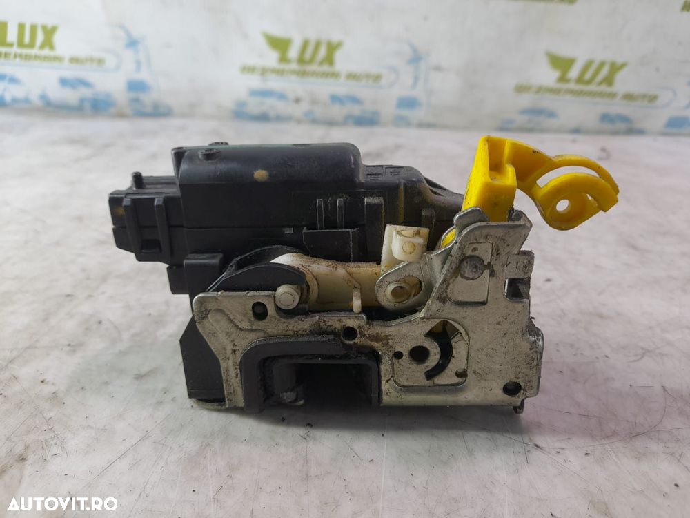 Broasca dreapta spate Dacia Duster 1 [facelift] [2013 - 2017] 1.5 dci - 3