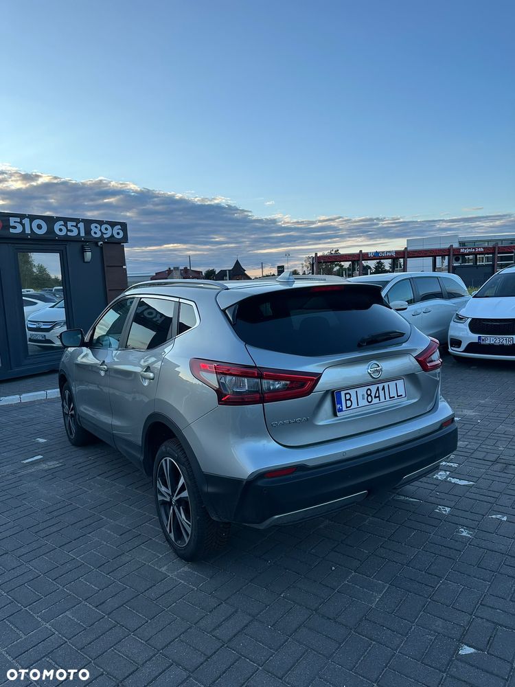 Nissan Qashqai 1.3 DIG-T N-Connecta EU6d - 6