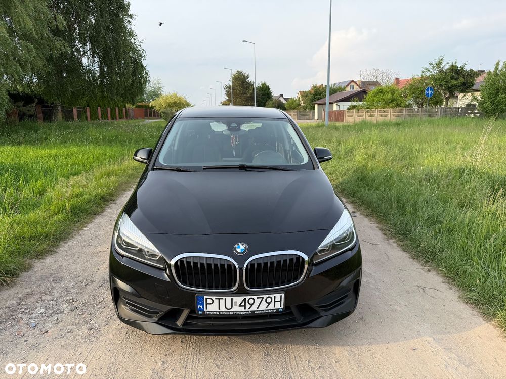 BMW Seria 2 218d - 2