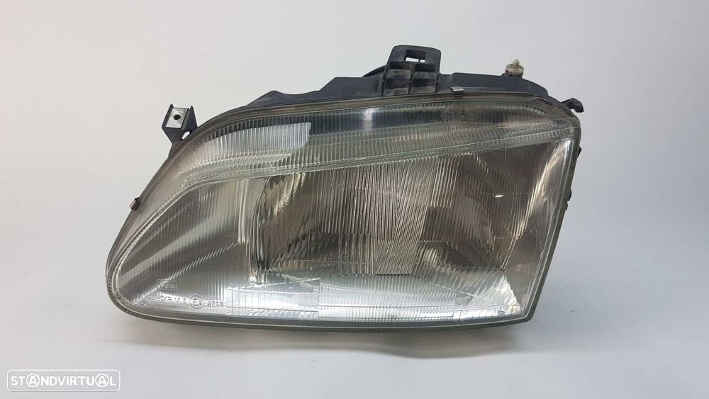 FAROL ESQUERDO RENAULT MEGANE I BERLINA HATCHBACK (BA0) 1.9 DTI RN - 1