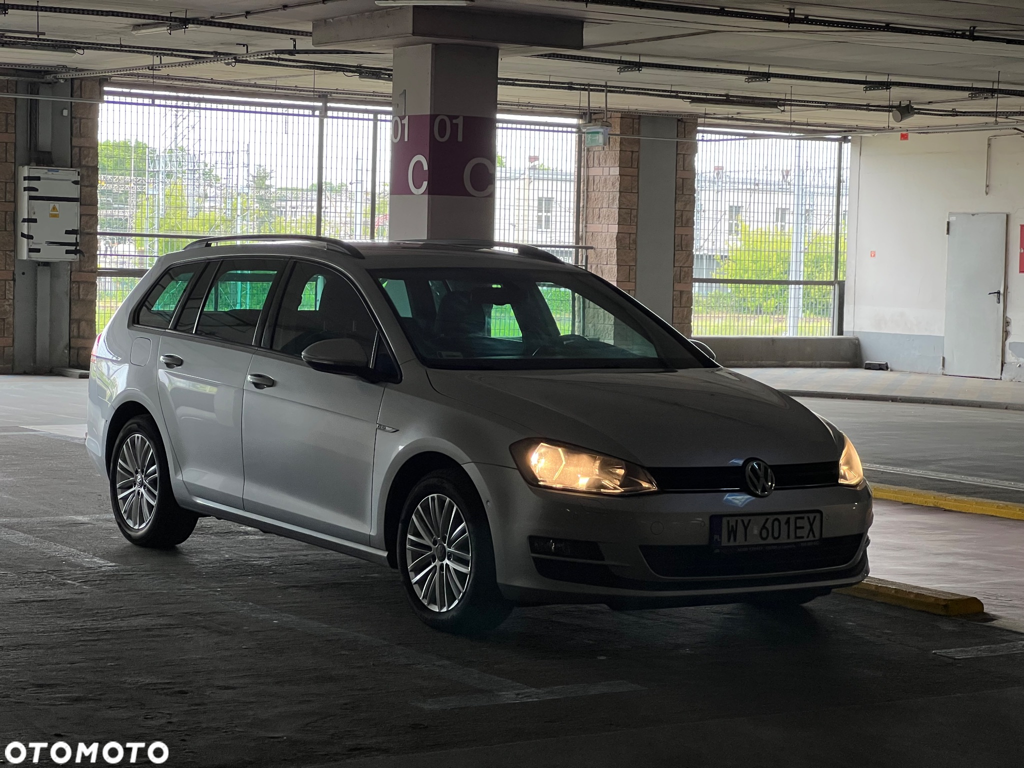 Volkswagen Golf VII 1.6 TDI BMT Trendline DSG - 3