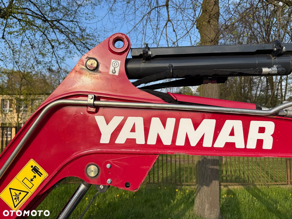 Yanmar Minikoparka ViO27 - 18