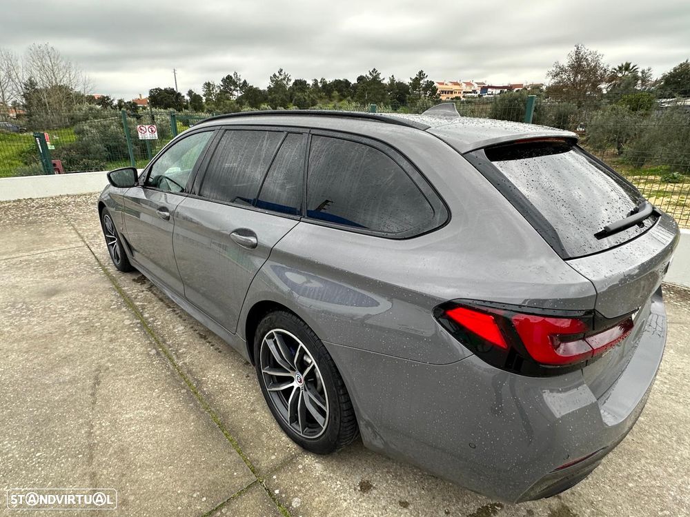 BMW 530 e Pack Desportivo M - 8