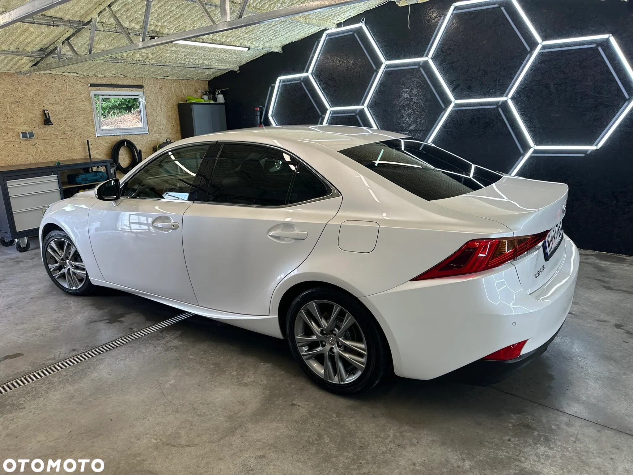 Lexus IS 200t / 300 Elegance - 15