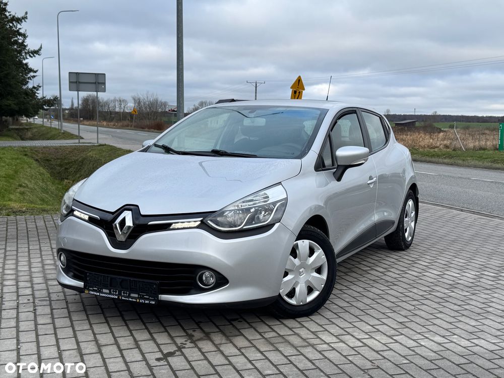 Renault Clio 1.2 16V 75 LIMITED - 9