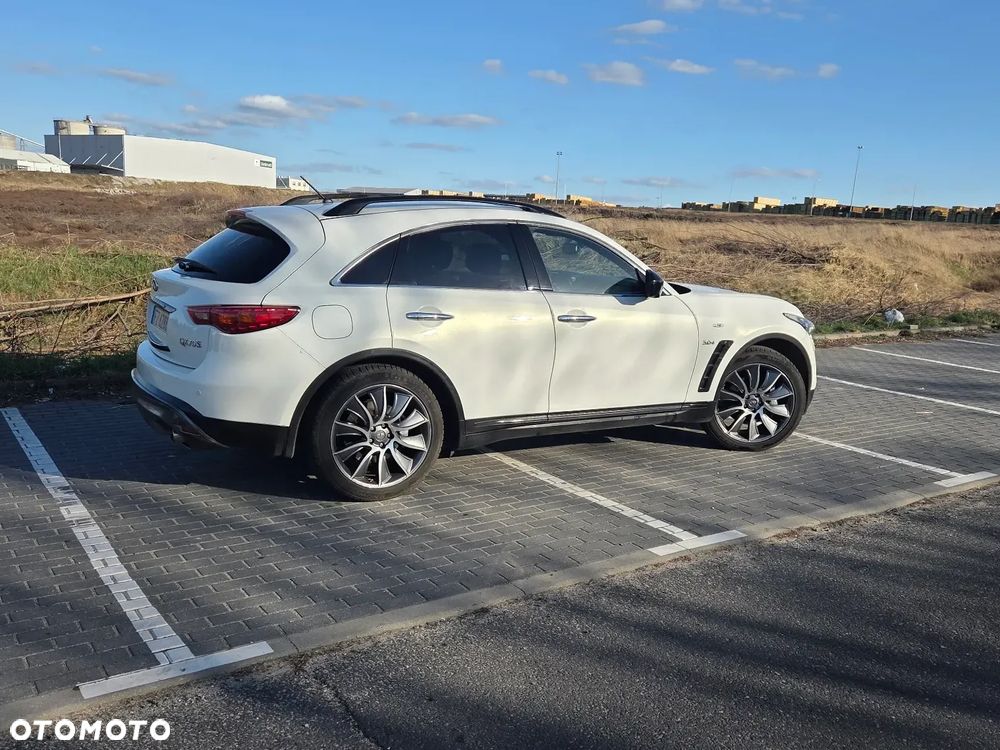 Infiniti QX70 3.0d AWD Ultimate - 23