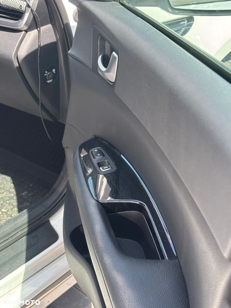 Kia Optima 1.7 CRDI L - 14