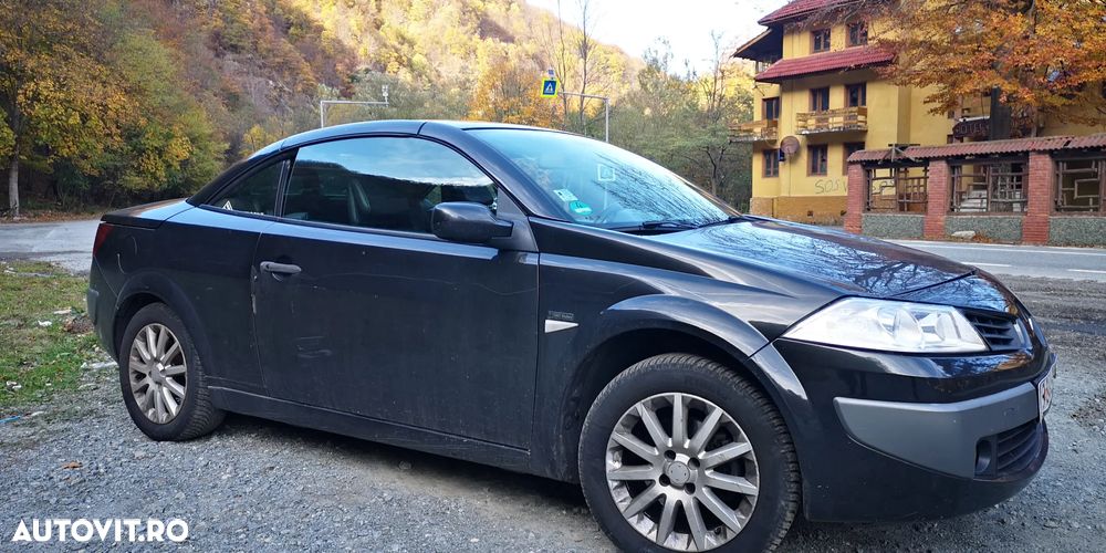 Renault Megane ver-2-0-coupe--cabriolet-confort-dynamique - 12