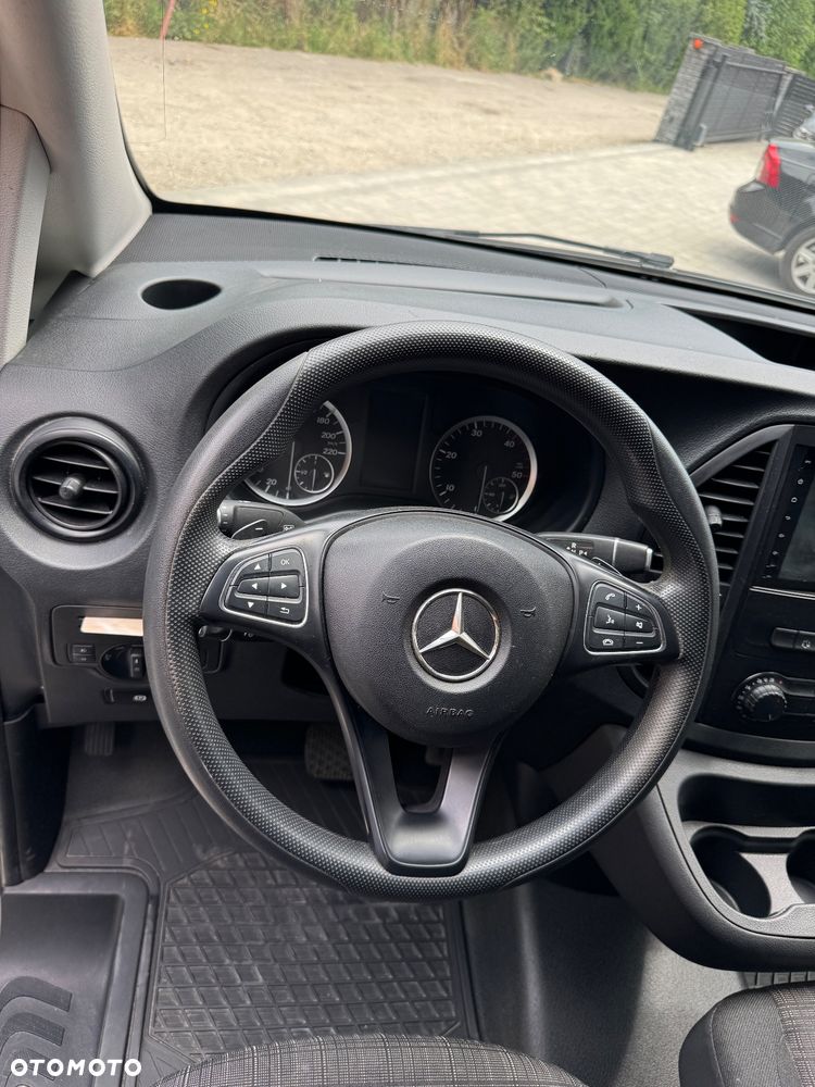 Mercedes-Benz Vito - 11