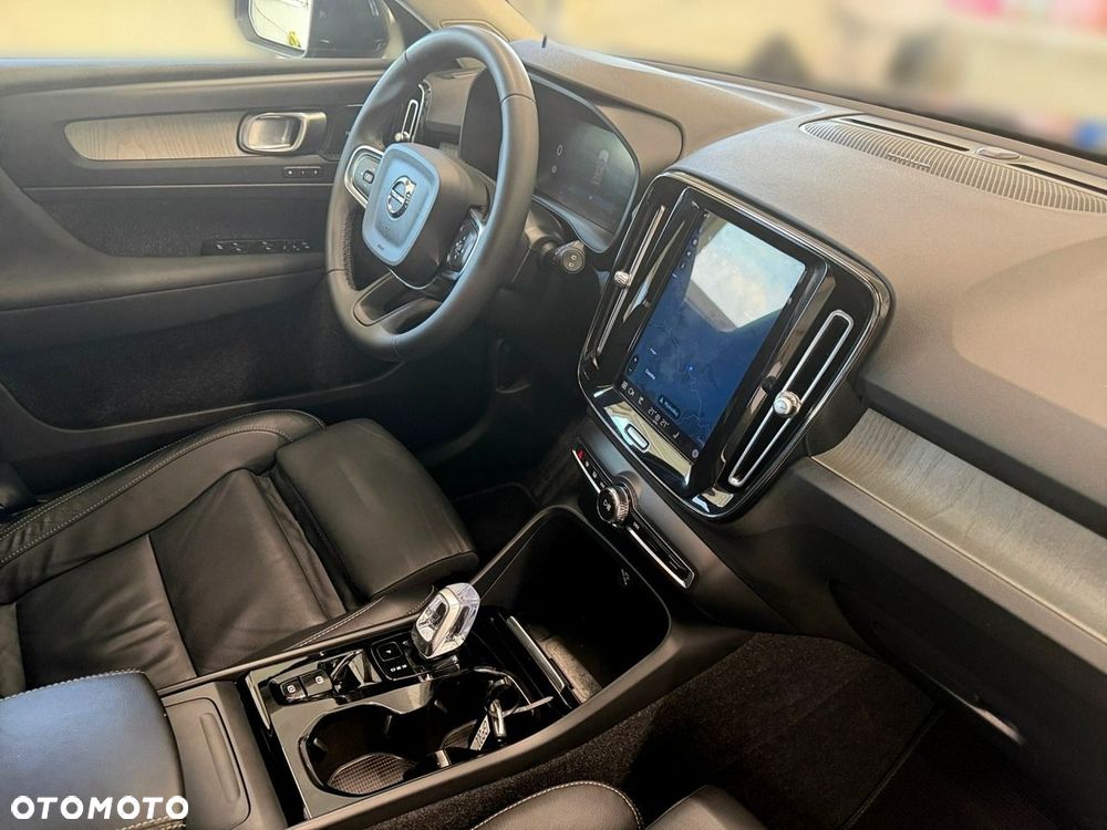 Volvo XC 40 - 21