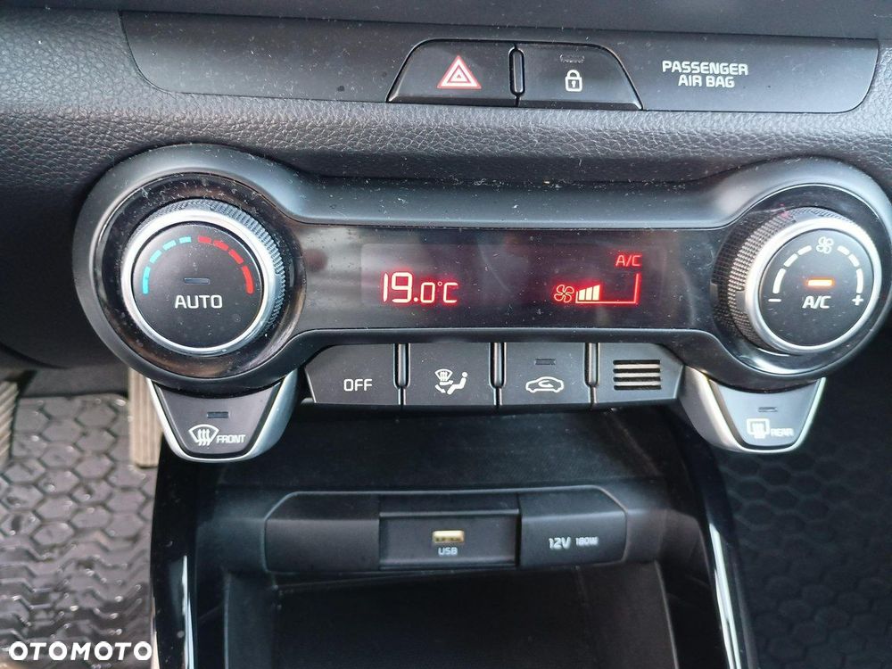 Kia Stonic 1.0 T-GDI L - 26