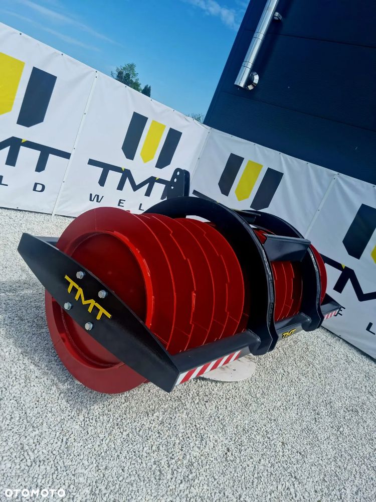 Wał do rozgarniania zielonki, wytwarzania kiszonki, siloverteiler. - 3