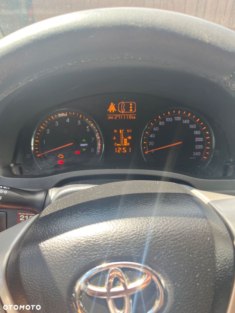 Toyota Avensis 1.8 Edition - 9